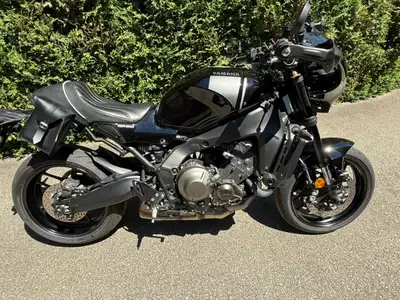 Simply a Beauty with following: Yamaha Mini Fairing Yamaha Heated Grips Corbin Seat for hours of com...