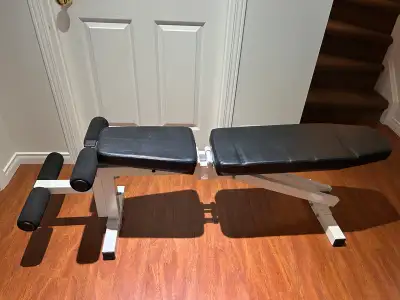 weight bench in good condition , View more