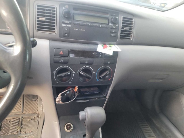 Toyota Corolla — photo 4