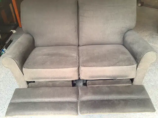 Reclining love seat63234550583809123