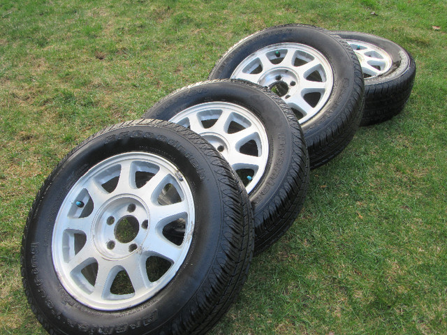 4 all season BFGoodrich Premier touring 215/60 R15 93T tires in Tires & Rims in Ottawa