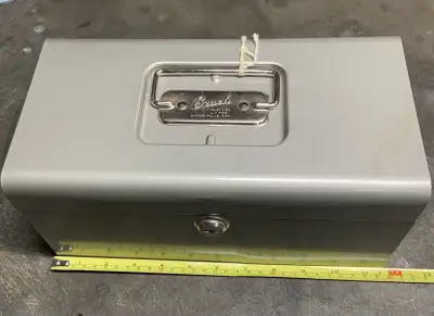 Cashbox - Pick up in Innisfail, View more