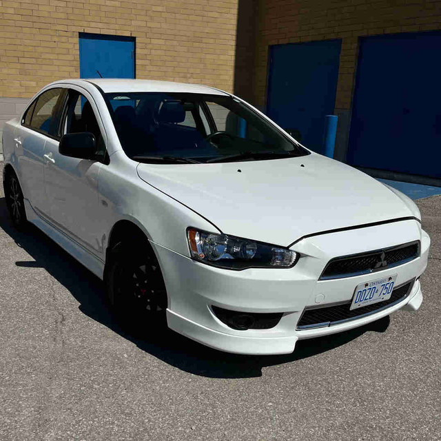 2013 Mitsubishi lancer in Cars & Trucks in Barrie