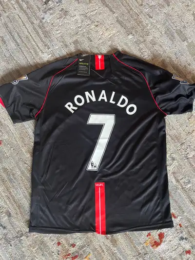 NEW* 07/08 Cristiano Ronaldo Manchester United jersy., View more