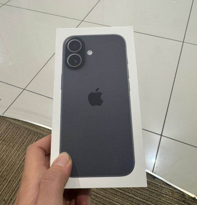 iPhone 17 256gb Black (Brand New Sealed - 2 available), View more