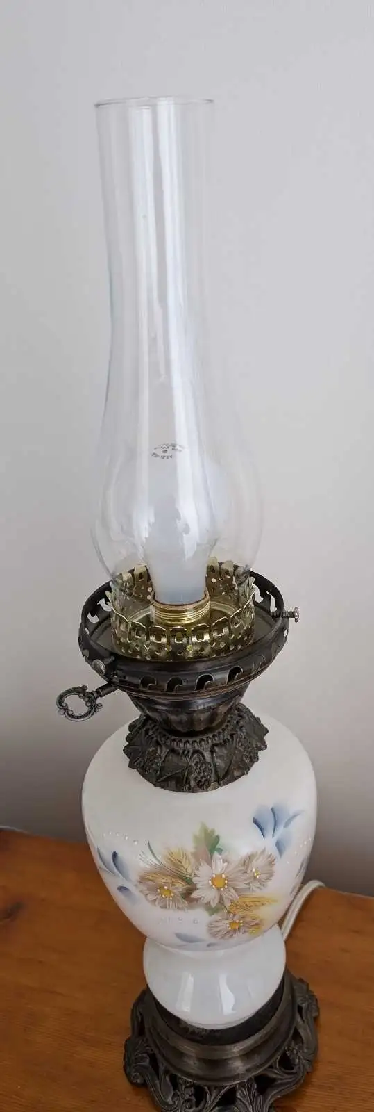 2 lampes vintage années 50 / 2 table lamps in Indoor Lighting & Fans in City of Montréal - Image 7