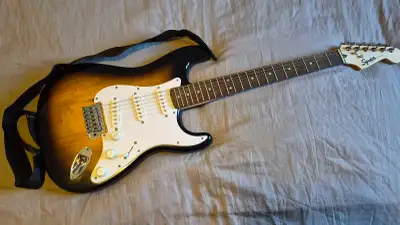 Squier stratocaster guitar beginner full kit UPGRADED AMP, View more