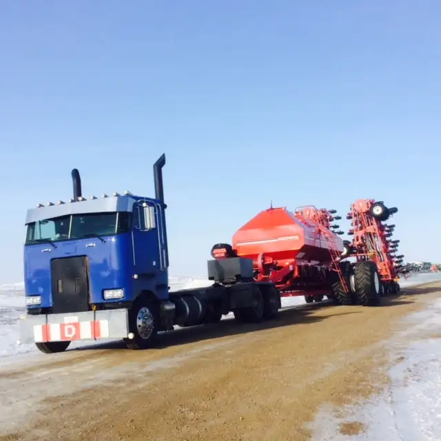Farm Equipment Hauling and Towing in Moving & Storage in Edmonton - Image 7
