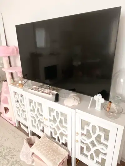 Samsung 58” crystal smart tv, View more