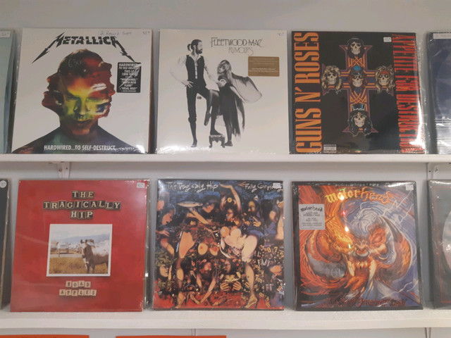 Classic Vinyl Records in CDs, DVDs & Blu-ray in Leamington - Image 4