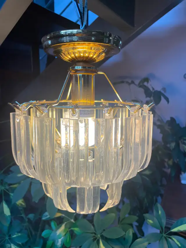 Chandelier Light Fixtures in Indoor Lighting & Fans in West Island - Image 3