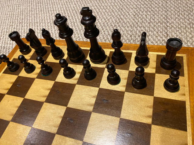 Large 17.5” vintage wooden chess set in Arts & Collectibles in Markham / York Region - Image 3