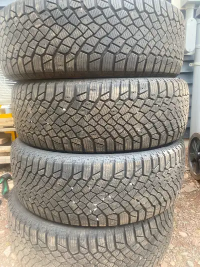 4 continental contact winter tires Great condition Size 215/60r17 $500 obo