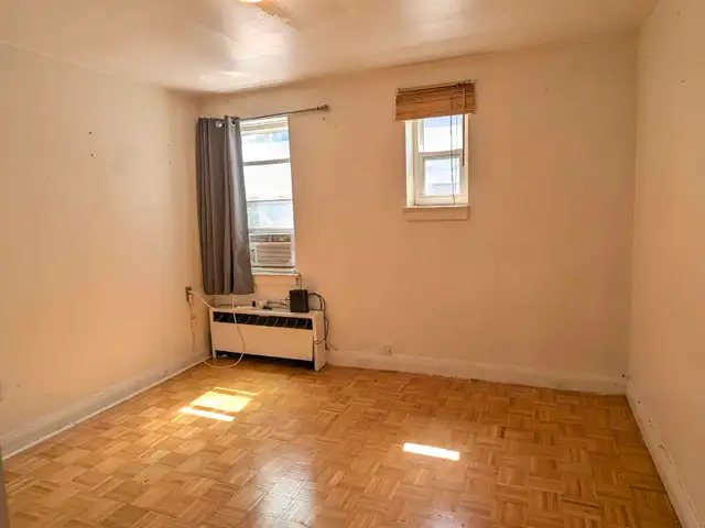 Private Room in Quiet Queer Creative Home – Bathurst & Dundas in Room Rentals & Roommates in City of Toronto - Image 5