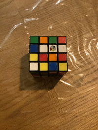 Rubik’s cube (2 1/2 pouces)