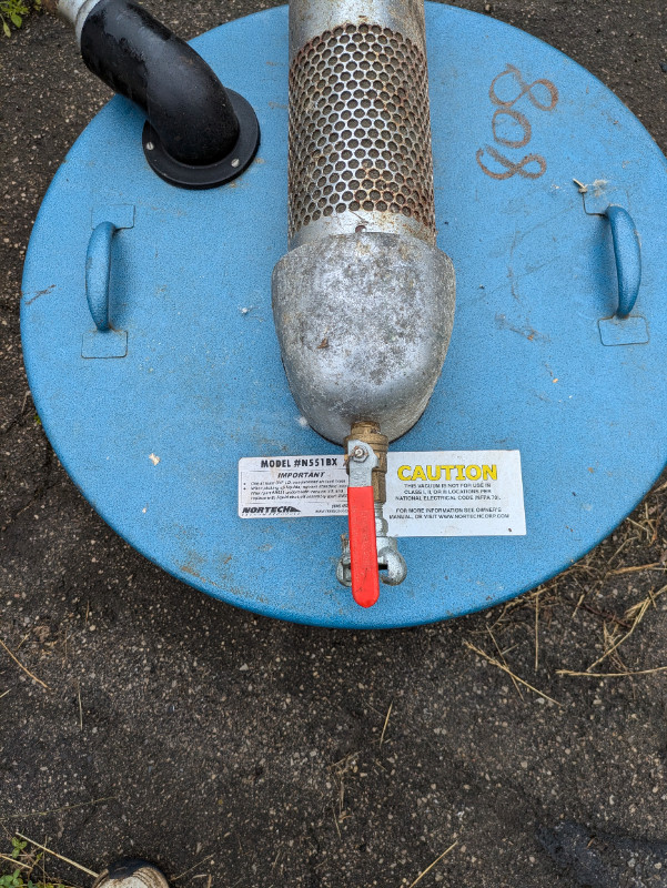 55 Gallon shop vac in Power Tools in Cambridge - Image 4