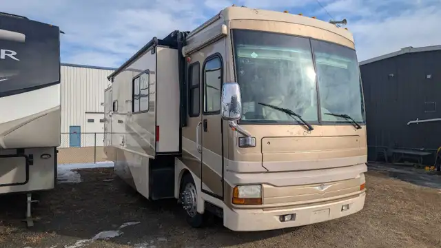 2000 Fleetwood discovery diesel RV | RVs & Motorhomes | Strathcona ...