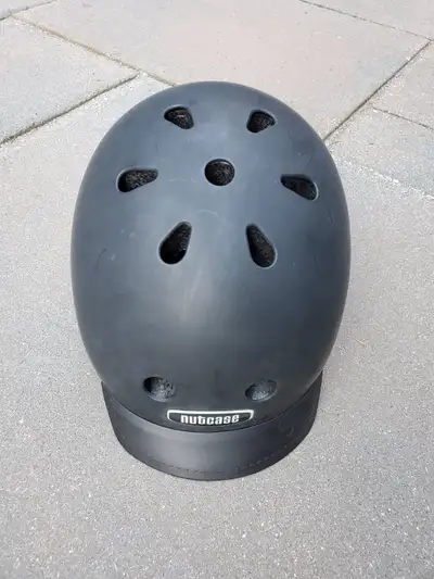 Bicycle Helmet Color: Black Size: Youth S (20 1/2""-22"" | 52-56 cm) Weight: 430 gr. Brand: Nutcase...