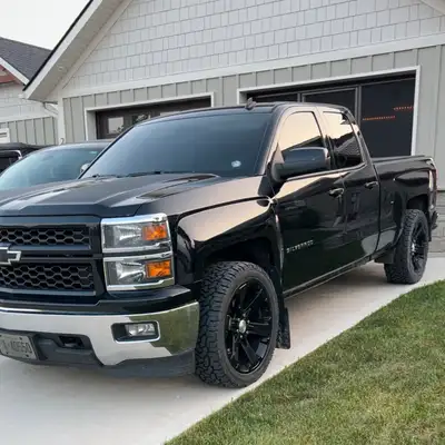 2014 Silverado 1500 LT Best reasonable offer takes it. Everything works as it should! 5.3l Rebuilt T...