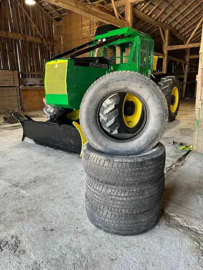 LT 265/70R17 Michelin Defender e rated Tire set for sale They come off a Ram 2500 . We wanted a more...