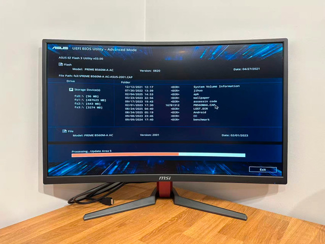 MSI Optix G27C2 27' 1ms (MPRT) 144Hz gaming monitor in Monitors in Markham / York Region