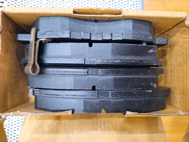 Front Brake pads for 90-97 Honda Accord Replaces 45022-SM4-517 in Other Parts & Accessories in Mississauga / Peel Region - Image 2