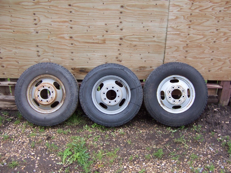 GM dually wheels and tires 100.00 each | Tires & Rims | Edmonton | Kijiji
