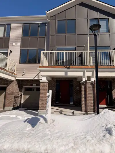 APRIL 1st - Located in Barhaven (next to Halo car wash) - 2 bedroom 2.5 bathroom - large moder layou...