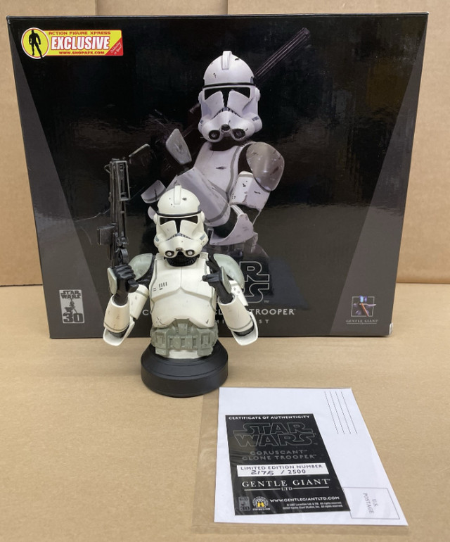 Star Wars Gentle Giant Coruscant Clone Trooper Mini Bust in Arts & Collectibles in Regina