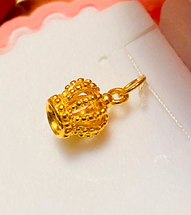 24 K gold crown pendant brand new in Jewellery & Watches in City of Toronto