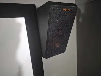Klipsch RP-140SA Height atmos speakers Excellent atmos speakers. Can be placed on floor standing or...