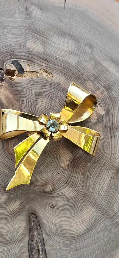 XL MIDCENTURY BOW BROOCH FANTASTIC SHAPE, View more