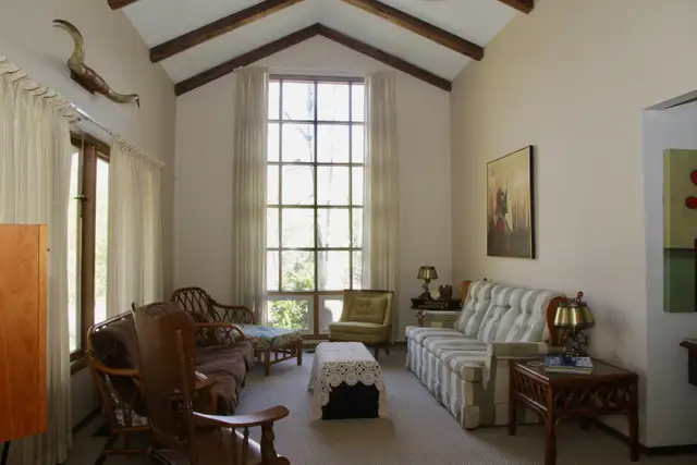 3 Lakeshore Lane, Tiverton. in Houses for Sale in Owen Sound - Image 9