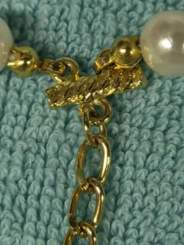 Long Pearl Necklace  in Jewellery & Watches in City of Montréal - Image 4