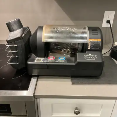 GENE COFFEE ROASTER,Home coffee roaster. Roasts 250gms. at a time. Excellent roasted coffee. Also se...