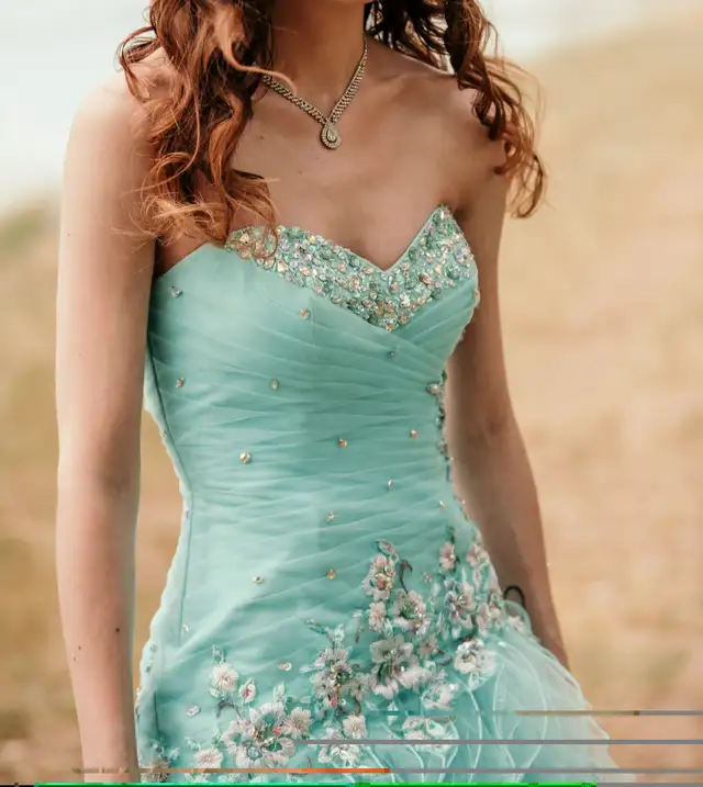 Ombré grad dress with leg slit in Women's - Dresses & Skirts in Medicine Hat - Image 11