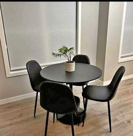 black dining table set available in cheap price  in Dining Tables & Sets in Markham / York Region