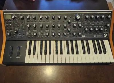 Moog Subsequent 37 analog synthesizer, View more