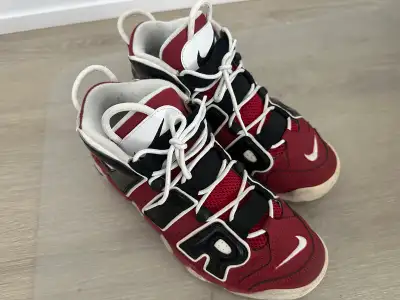 Nike Air More Uptempo, View more