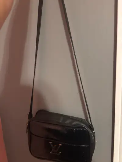 Louis Vuitton Crossbody Bag (fake), View more