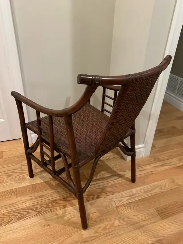 Hollywood Regency Tommi Parzinger Style Arm in Chairs & Recliners in La Ronge - Image 3