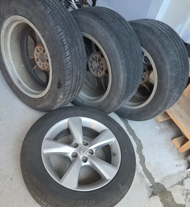 2010-2025 Lexus  RX 350  Rim & Tire - 235/60R18 in Tires & Rims in Oshawa / Durham Region - Image 8
