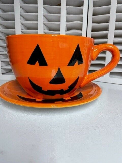 Halloween Super Large Ceramic Cup and Saucer in Arts & Collectibles in Oshawa / Durham Region