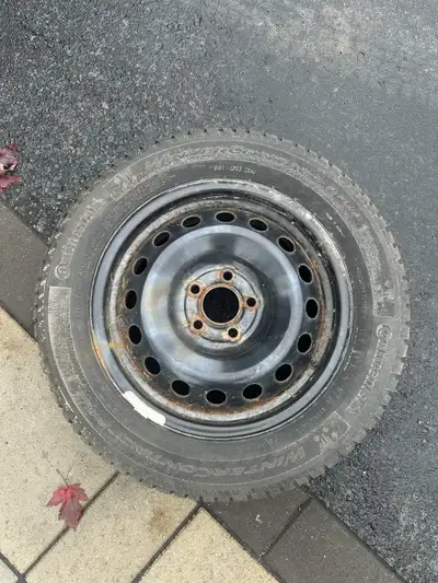 Was on a ford focus. 5x108 bolt pattern. Good condition only used for one season. Got a new car and...