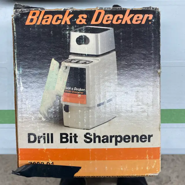 Black & Decker Drill Bit Sharpener Vintage 1.9A Electric 7980-04 in Power Tools in North Bay - Image 3