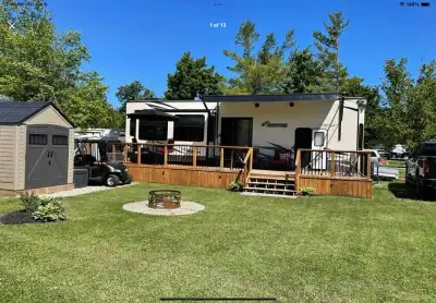 2019 Keystone Residence 401FLFT FOR SALE Asking $59,999 2019 Keystone Residence 401FLFT on a large l...