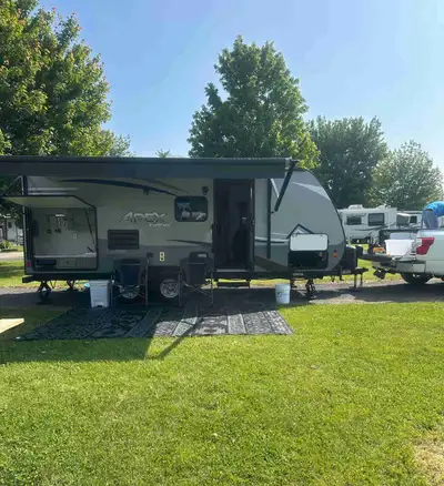 2019 Coachmen Apex Nano Super roulotte Apex Nano de Coachman 2019. 203 RBK comme neuve. 20 pieds , 3...