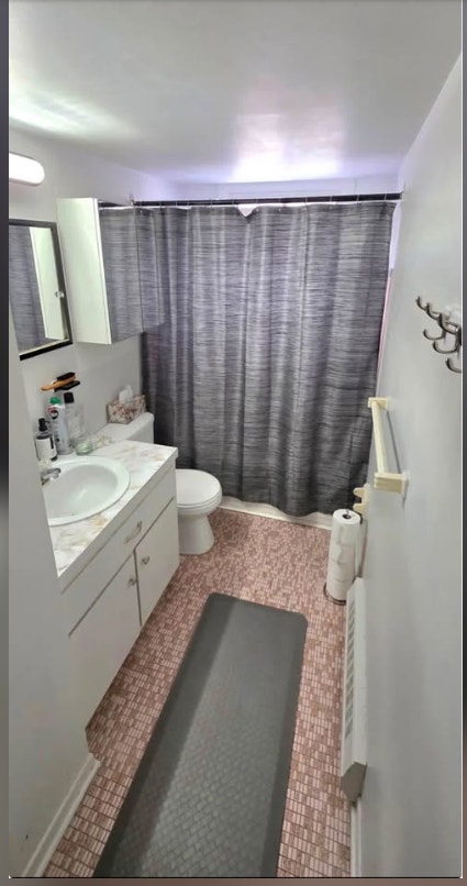 2 Beds 1 Bath - Apartment Only first month 1150$ September 1st 7 — photo 2