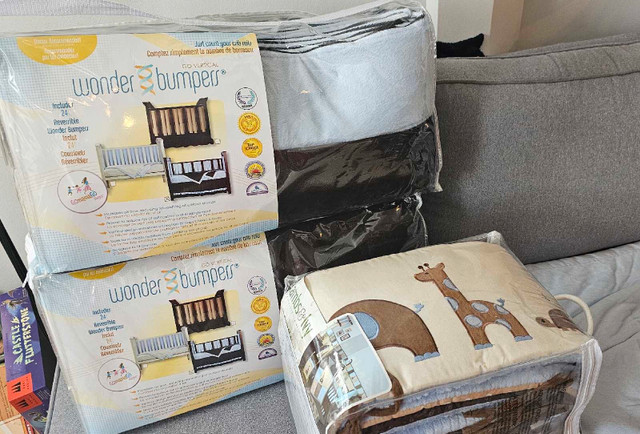 Themed Crib Bumpers w/ Animal Mobile & Nursery Lamp Set in Cribs in Winnipeg - Image 2