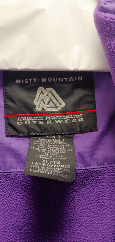 GENTLY USED,  MISTY MOUNTAIN TECH GEAR WINTER COAT, XL!!! in Arts & Collectibles in Barrie - Image 3